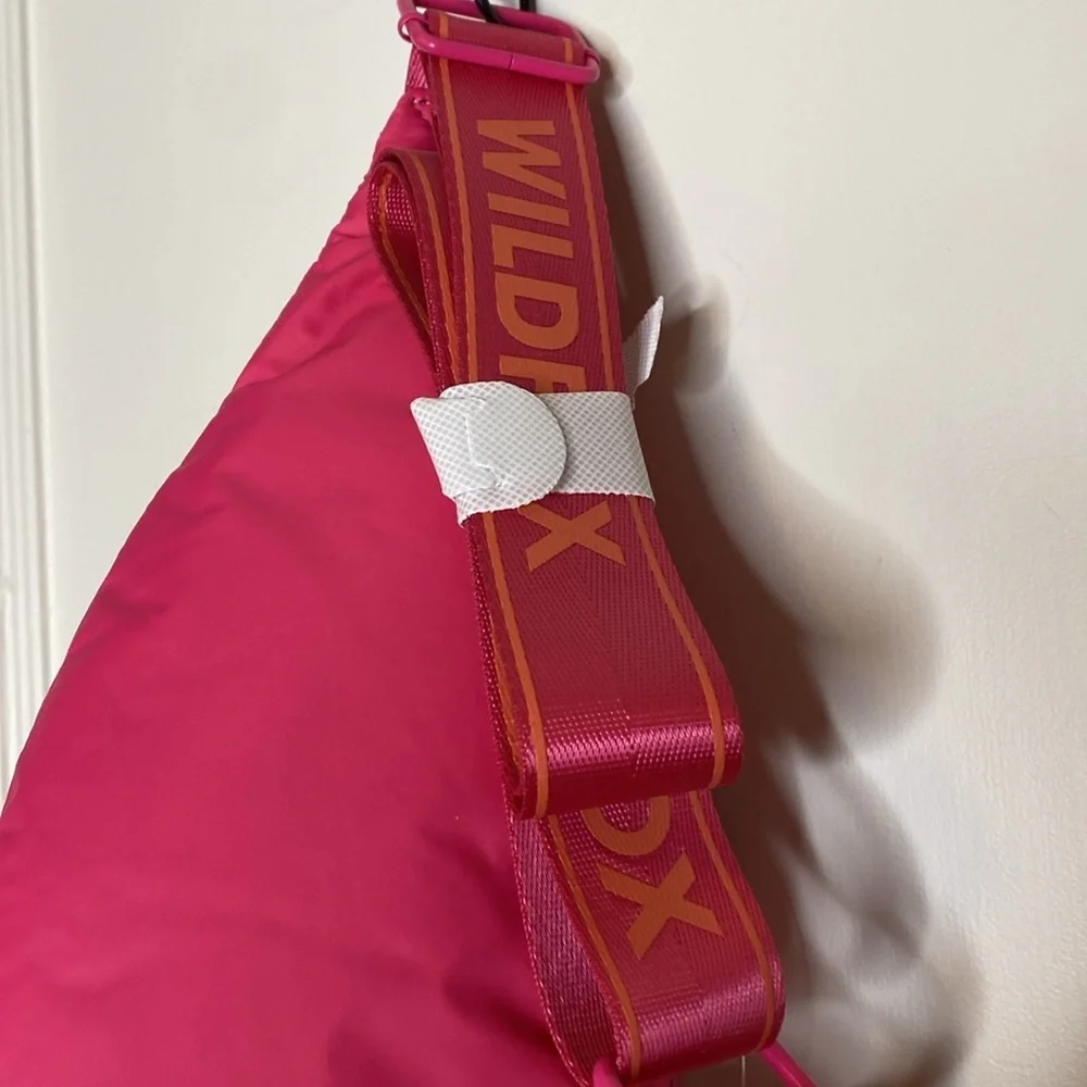Wildfox Pink Fuchsia Sling Sac Backpack Sporty Casual Design NWT